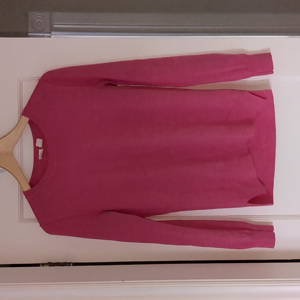 Unused GAP Vibrant Pink Extra Fine Merino Wool Sweater